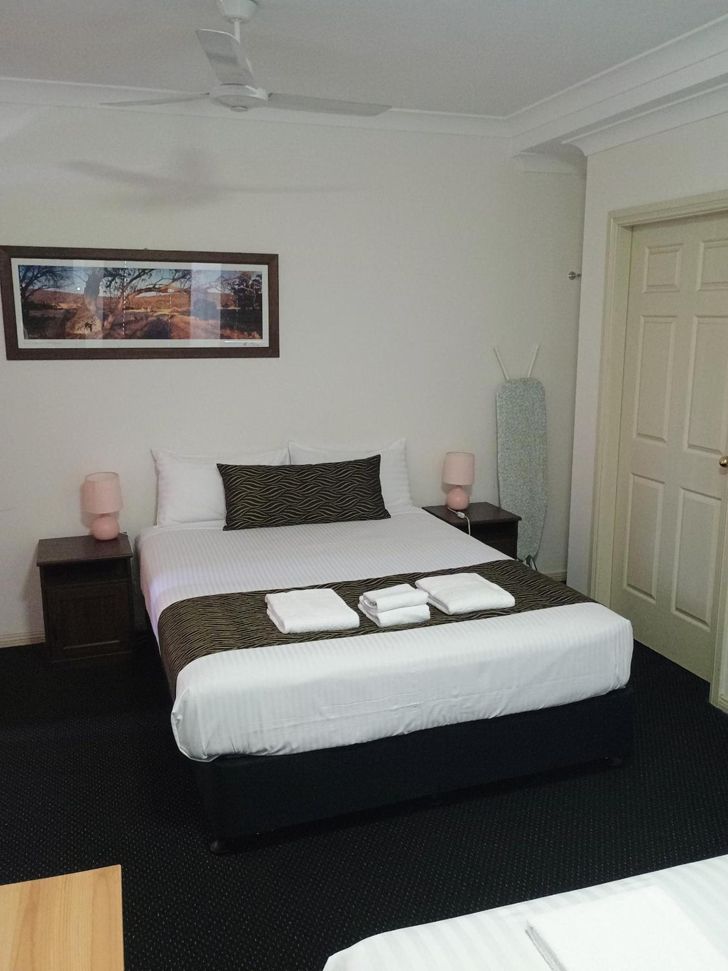 Across Country Motor Inn Dubbo Exterior foto